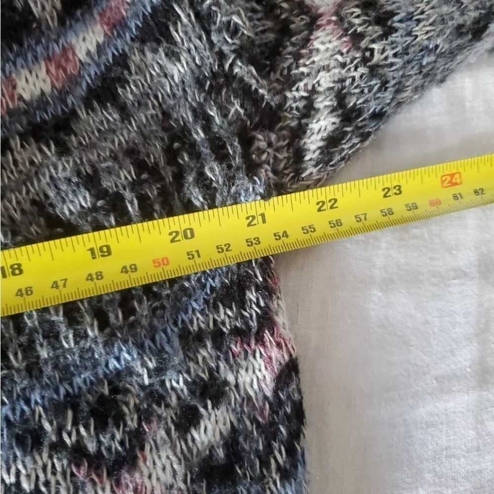👚 Bethany Mota Acrylic Multicolored Black, Gray, Pink Long Cardigan size Medium - Picture 9 of 11